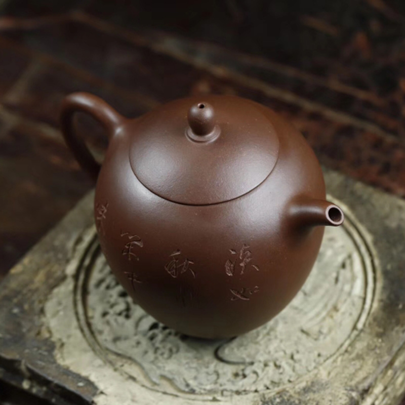 一把美人肩紫砂壶，泡出了岁月的温柔