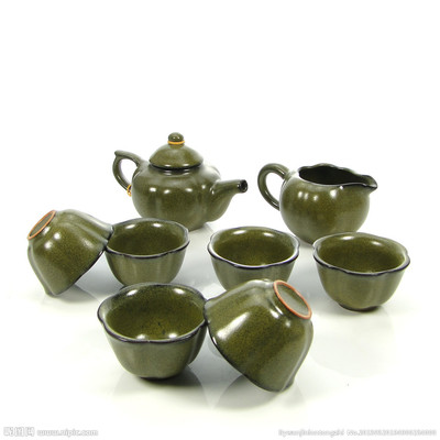 茶叶末釉茶具 古朴雅致的陶瓷艺术